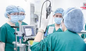 Bướu giáp lớn chèn ép khí quản