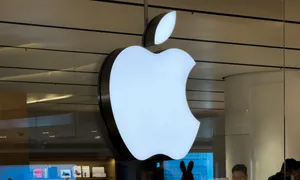 Apple gặp khó vì cháy nhà máy linh kiện iPhone ở Ấn Độ